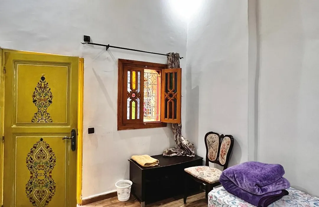 Riad Najiba-1