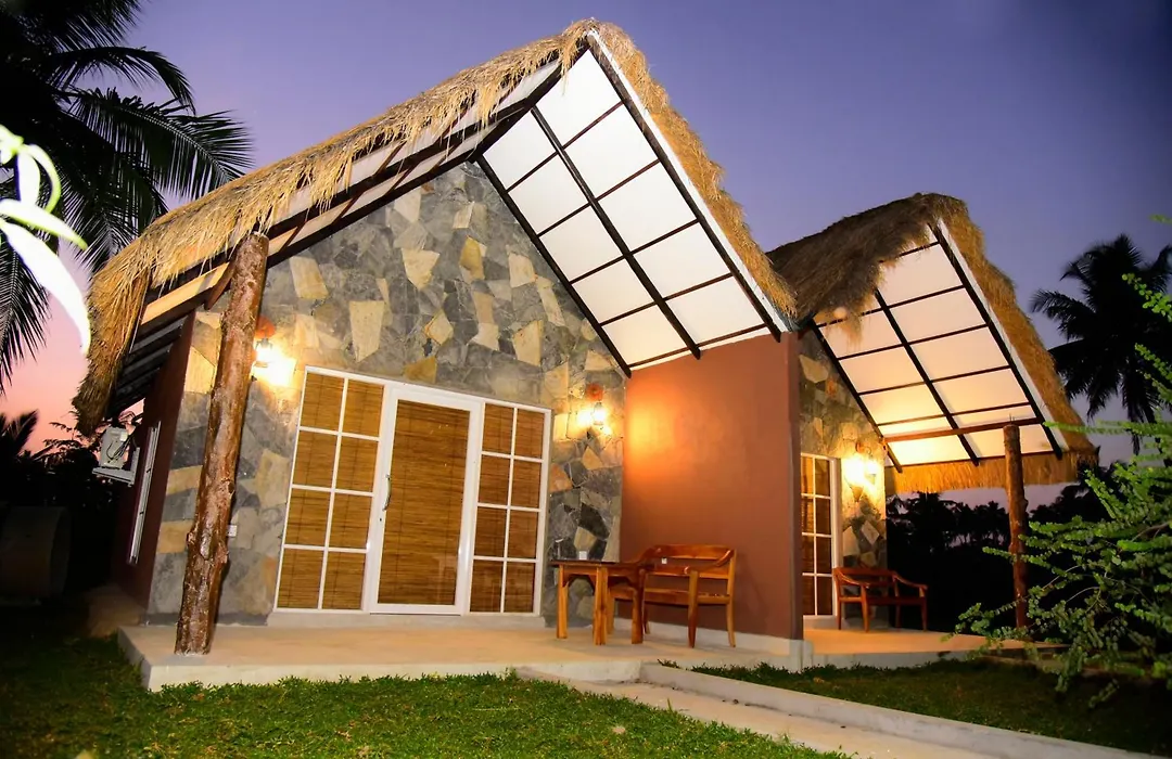 Coco Village Hotel Chilaw-1