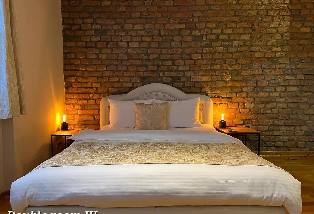 Metropolitan Rooms-1