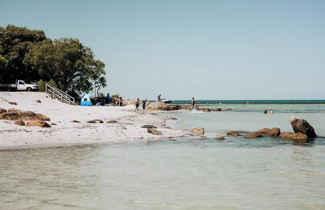 Sur Mer Studio - Seaside Escape-1