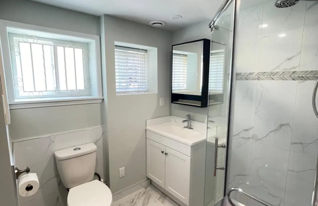 Arbutus Violet Room-1