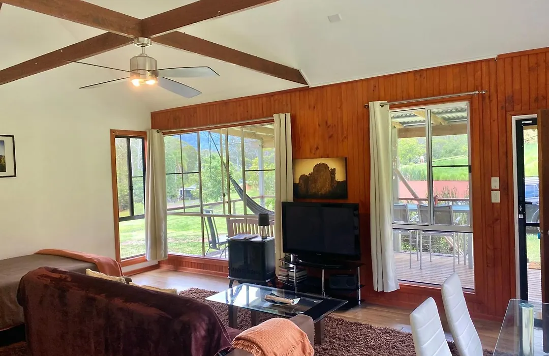 Nimbin Waterfall Retreat-1