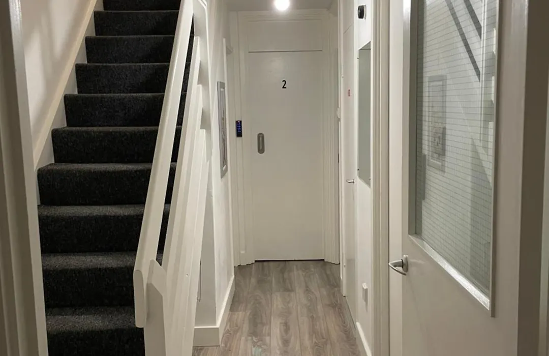 Lovely Triple And Quadruple Rooms In Euston & Square In Central London-1