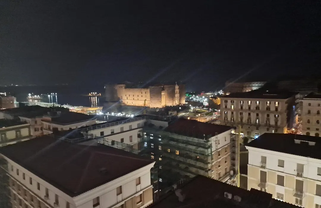 Neapolitan Skyscraper Suites-1