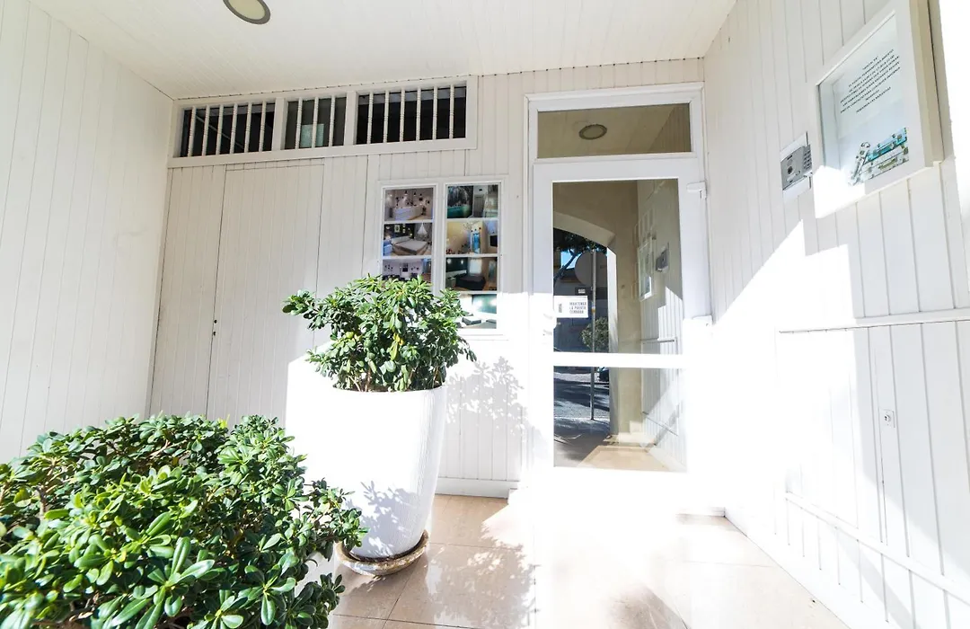 Hostal Ya-1