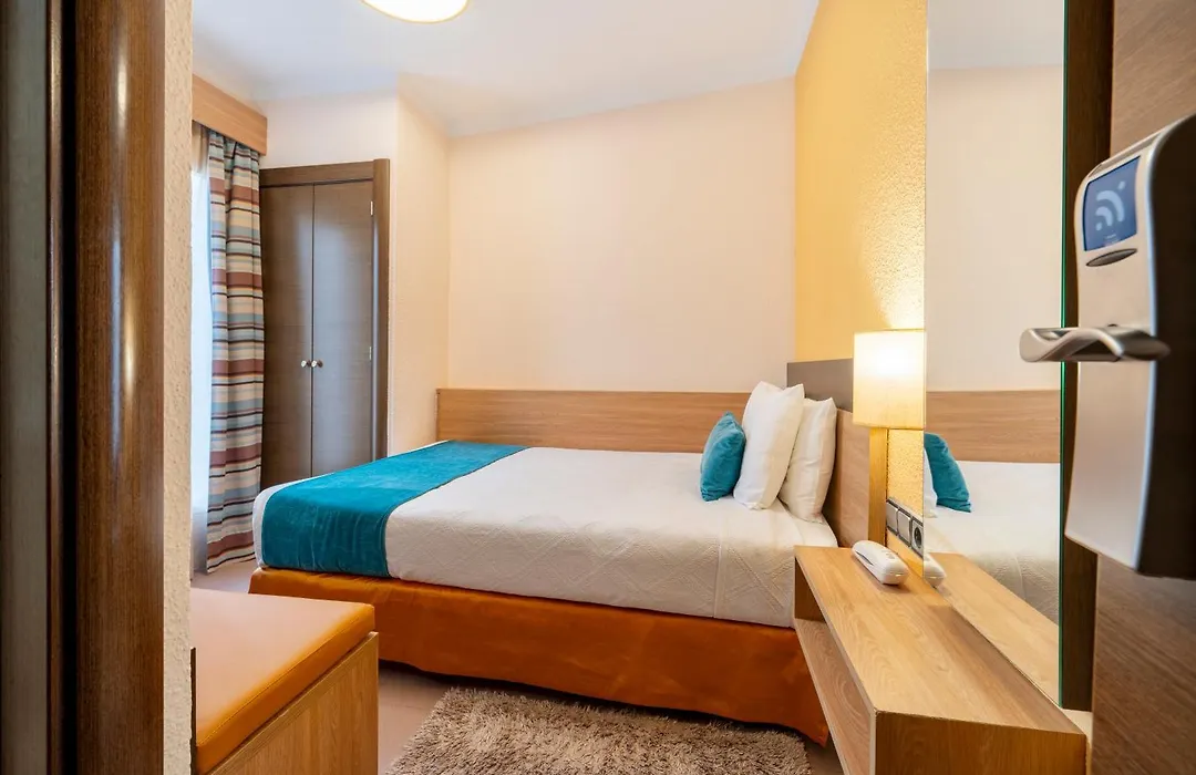 Hostal Ballesta-1