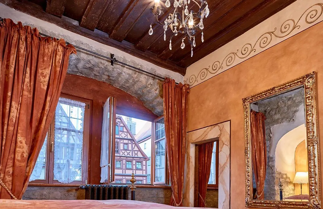 Historik Hotel Gotisches Haus garni-1