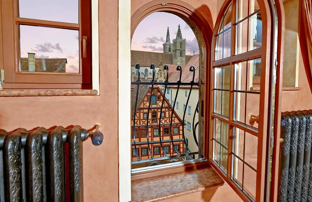 Hotel Gotisches Haus-1
