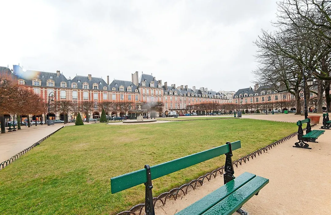 Pavillon Marais-1