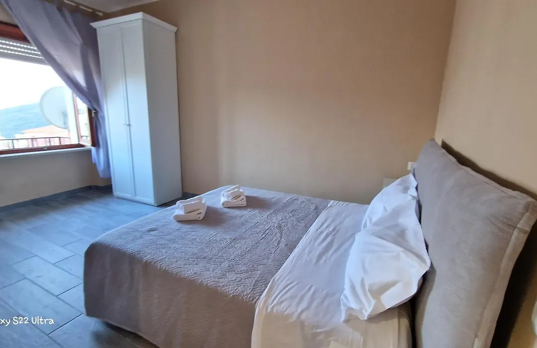 Terry'S House-1