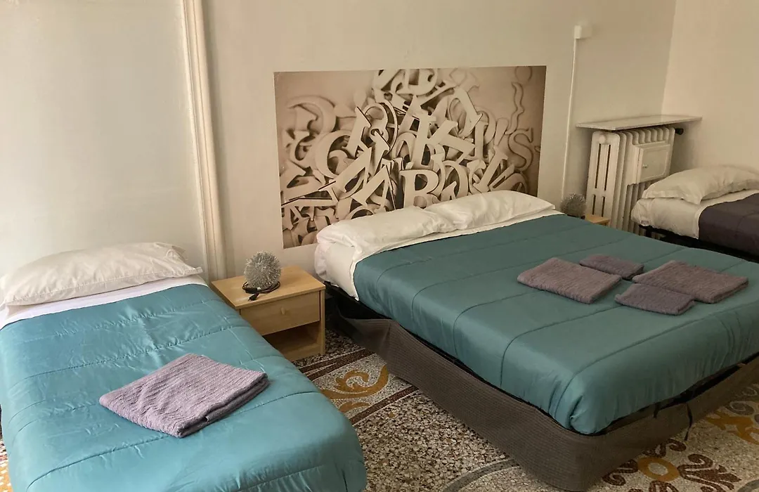 Guest House Roma-1