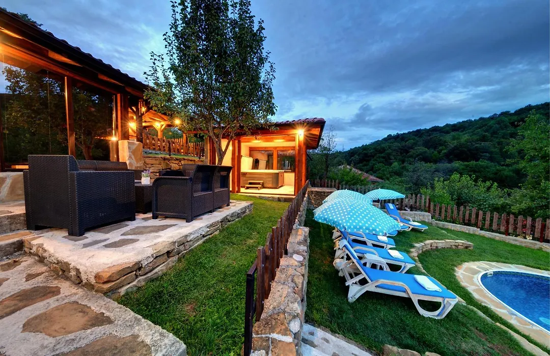 House Maya-1
