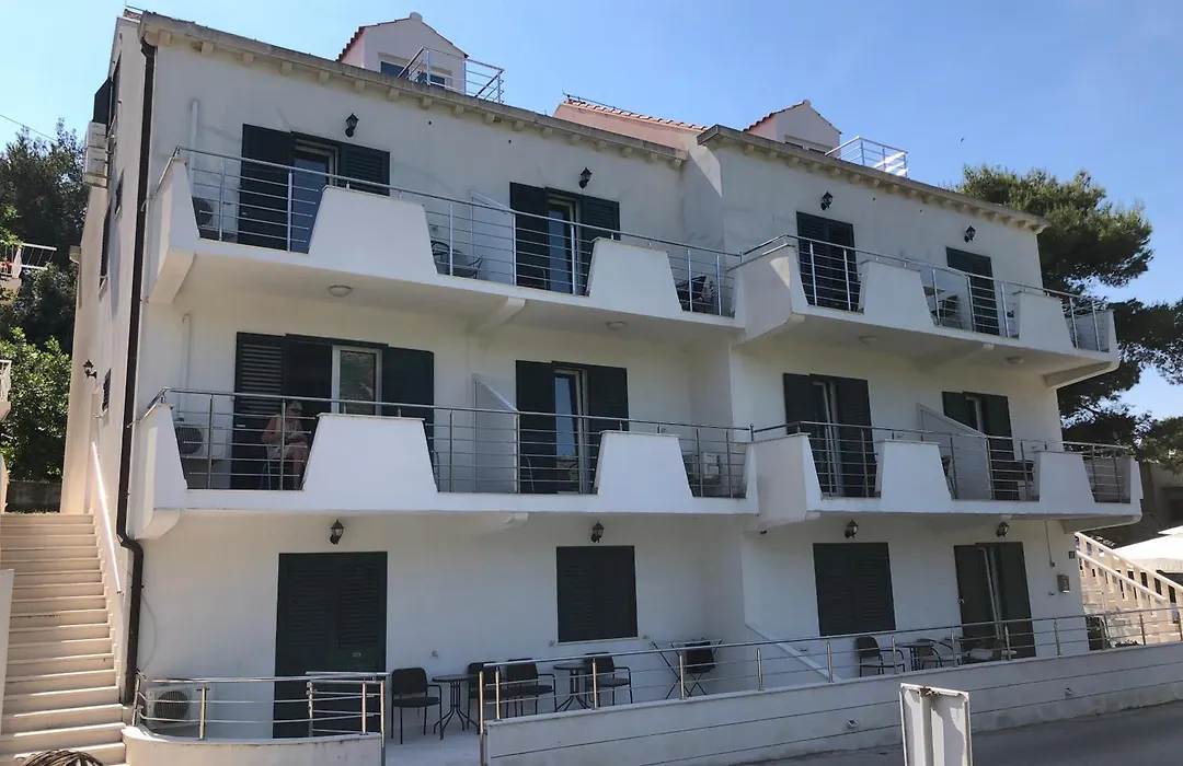 Villa Royal-1