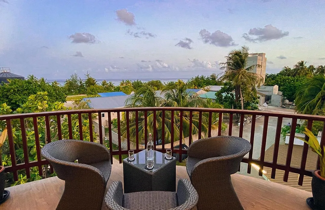 Araamu Hotels Maldives At Dhiffushi-1