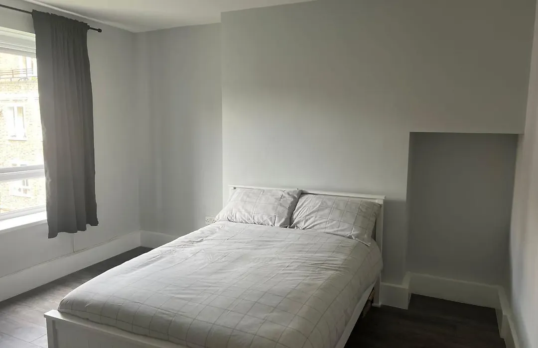 Holiday Properties Vauxhall Central Rooms-1