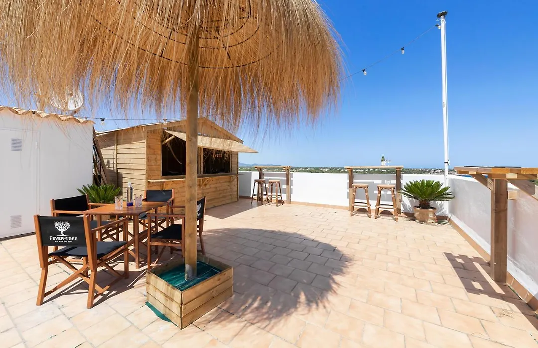 Hostal Cala Llombards-1