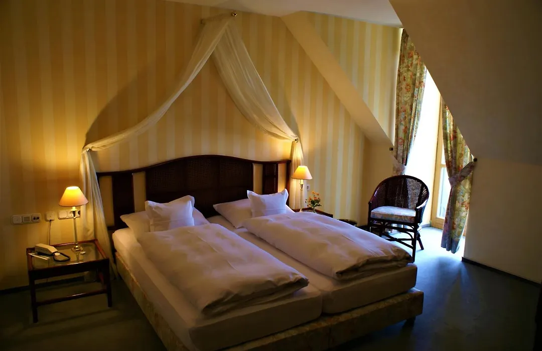 Hotel-Restaurant Zum Landgraf-1