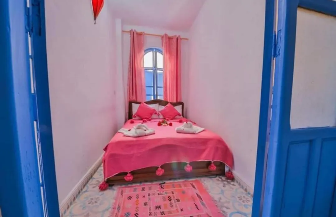 Riad Aylal-1