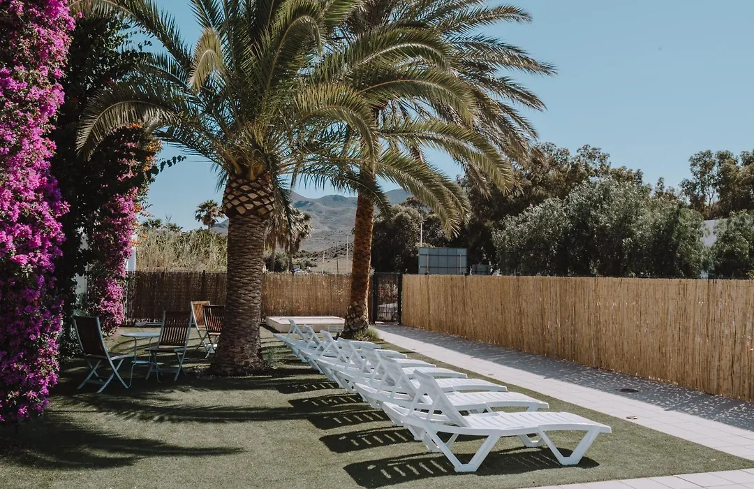 Hostal Las Gaviotas-1