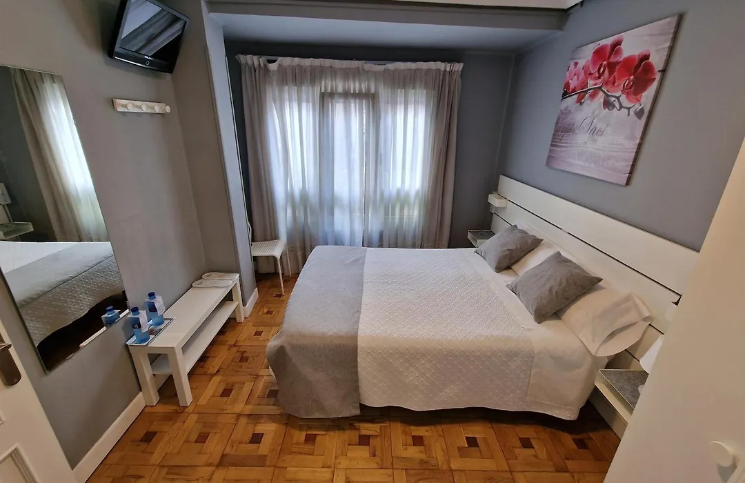 Hostal Fidalgo-1