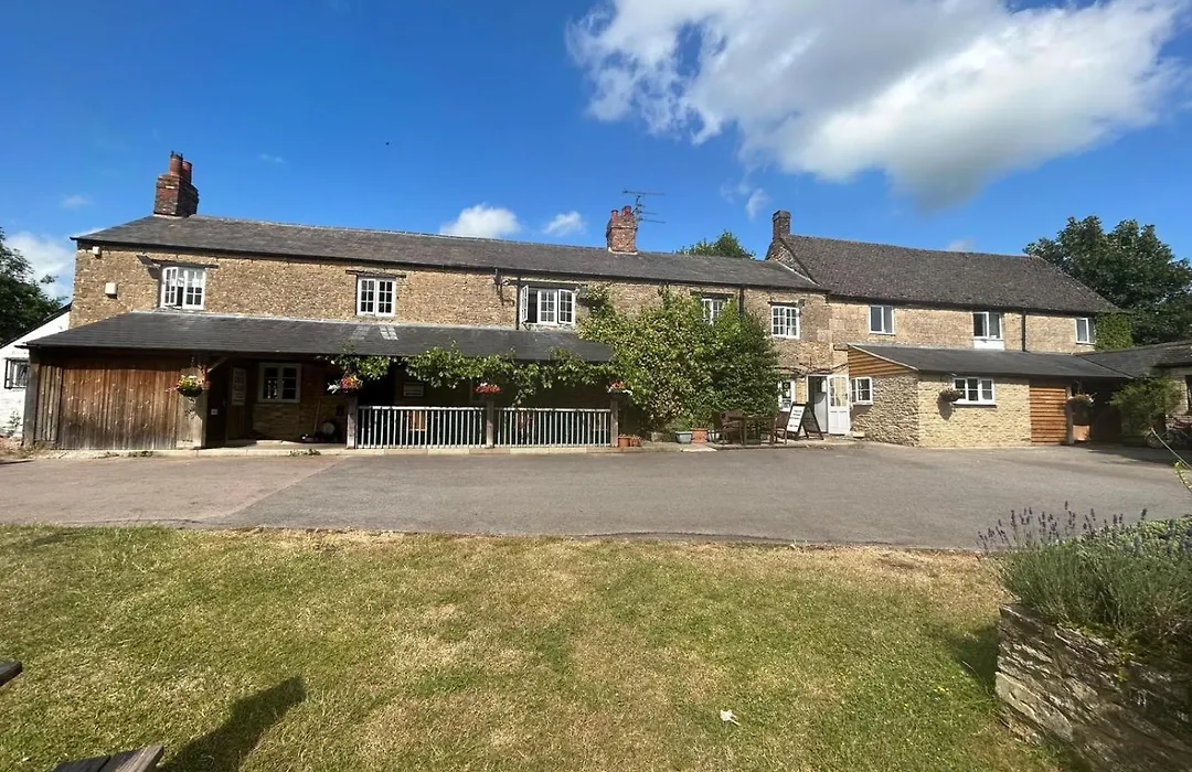 The Highwayman Hotel-1
