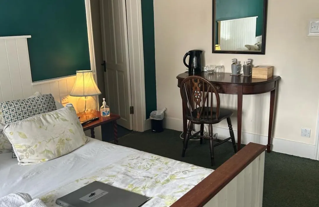 The Highwayman Hotel-1