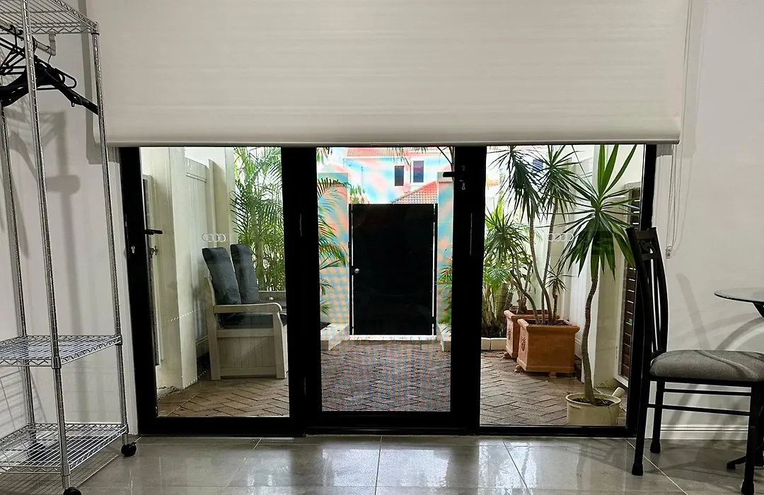 Large Studio In The Heart Of Hope Island & Sanctuary Cove-1