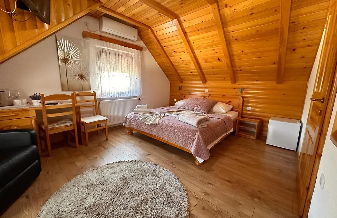 Guesthouse Green Valley-1