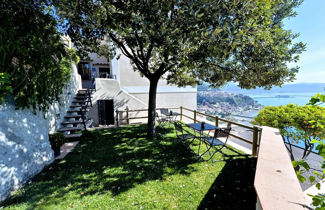 In Costa Relais & Luxury Suites-1