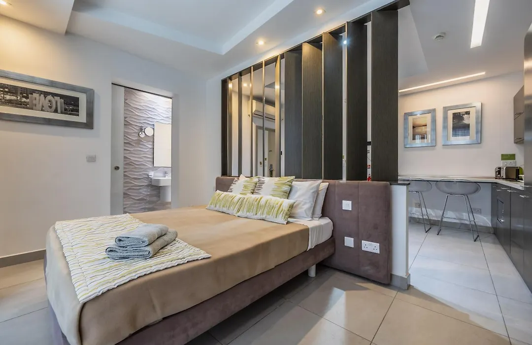 Jules Suites-1