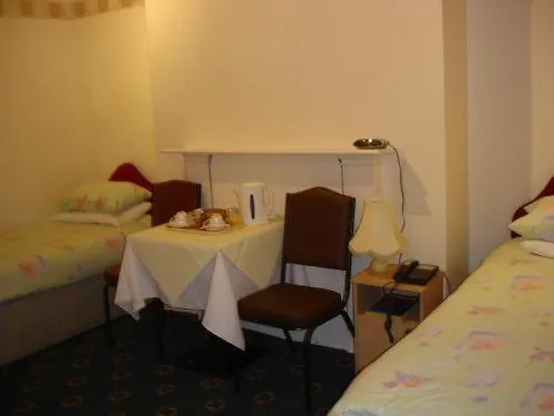 Victoria Park Hotel-1