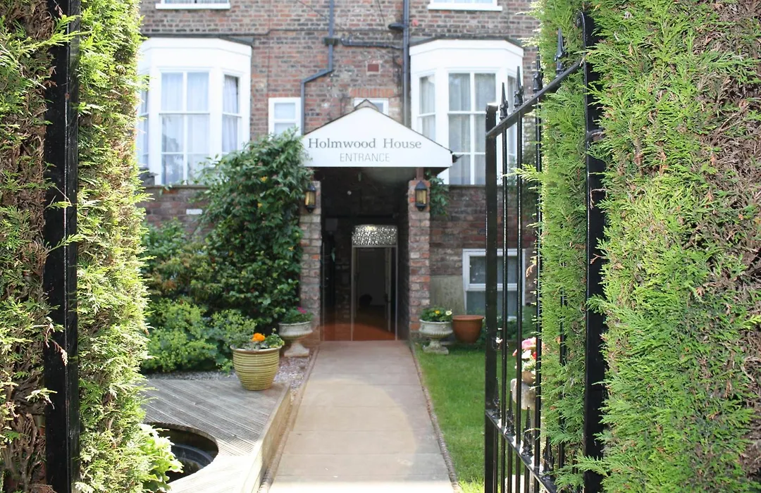 Holmwood House Guest Accommodation-1