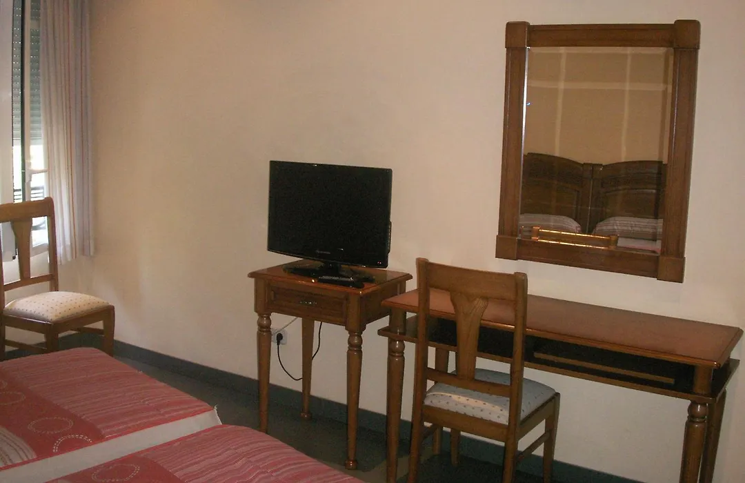 Hostal La Nava-1