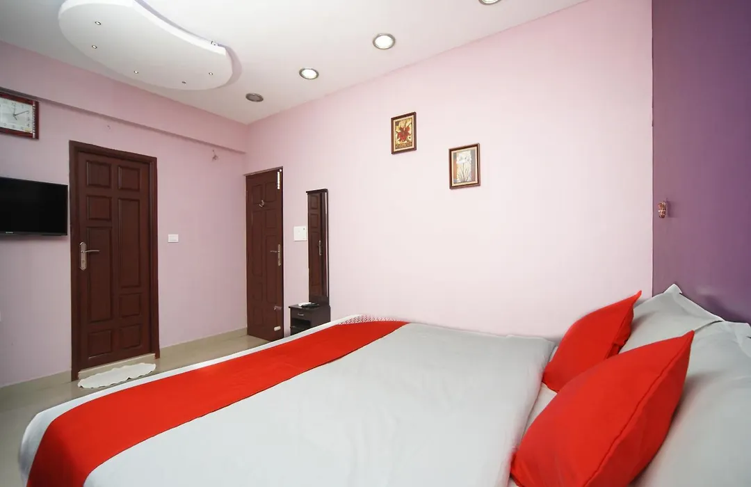 Max Classic Serviced Apartment-1
