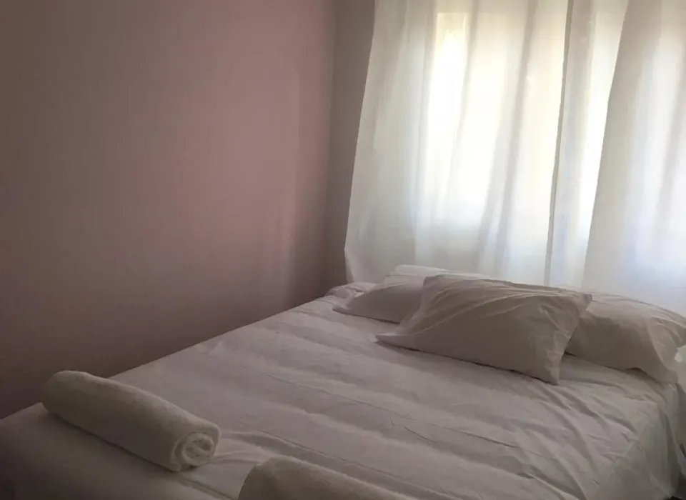 Lx Center Guesthouse-1
