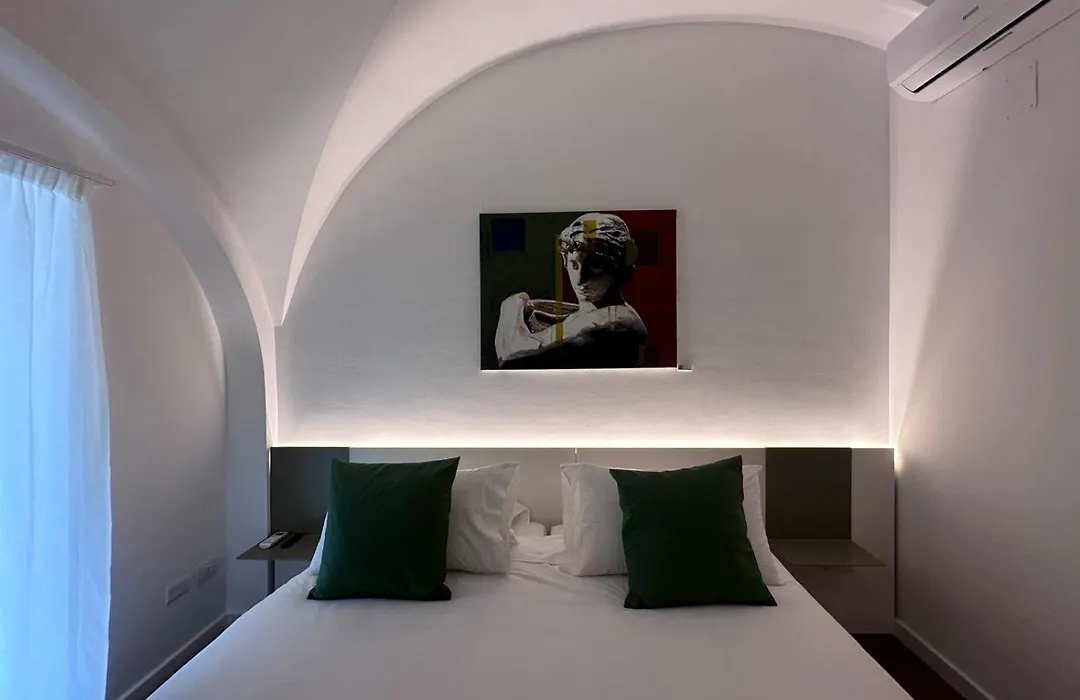 Ottanta5 Private Rooms-1
