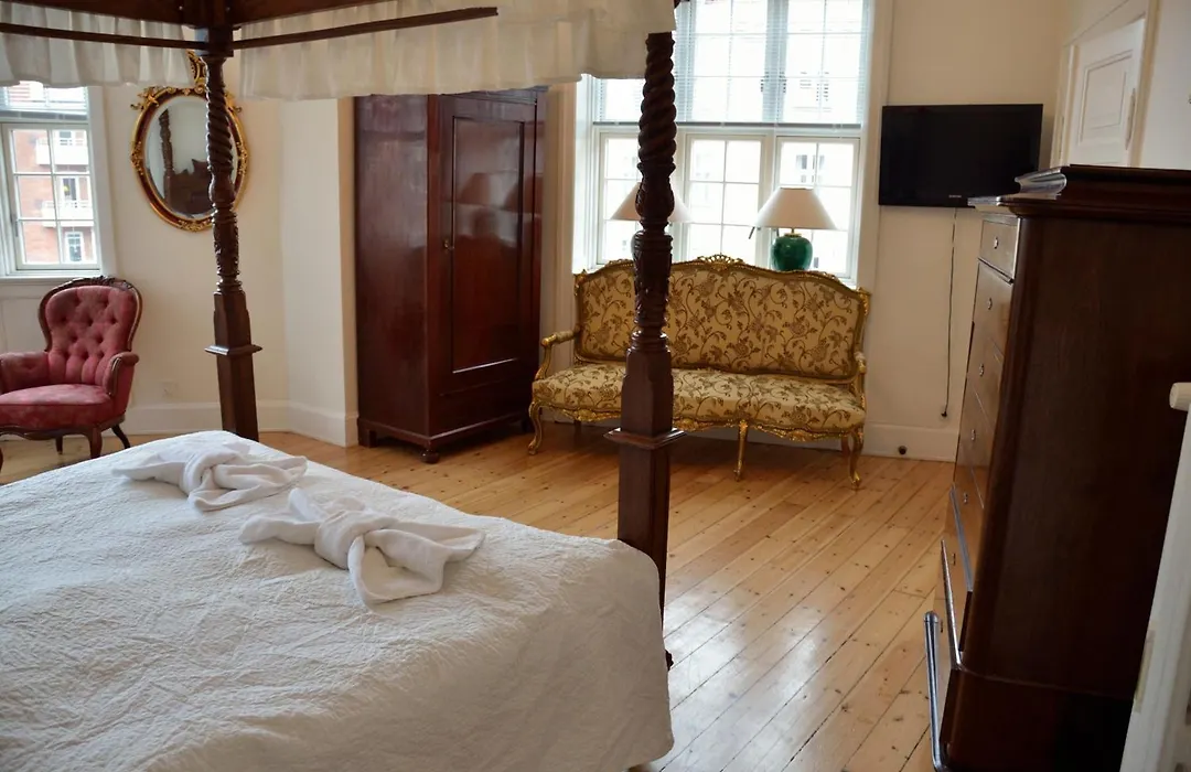 Rent A Room Copenhagen-1