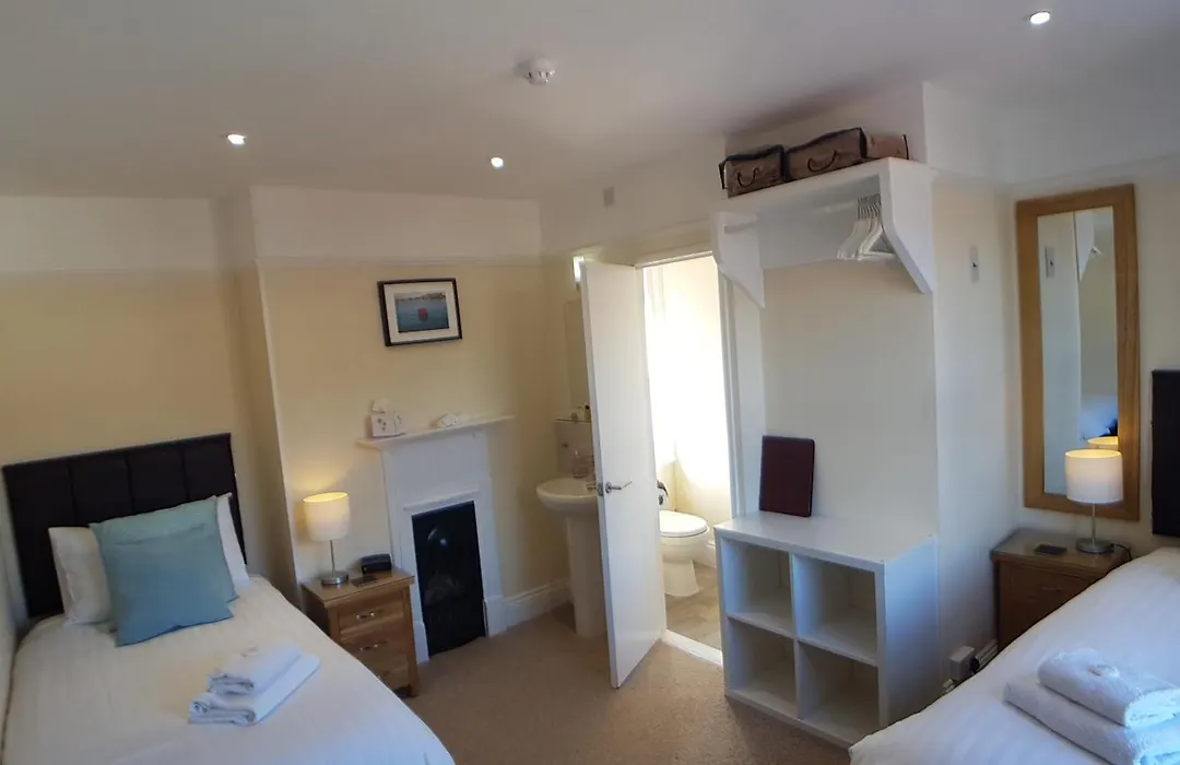 Charnwood Guest House-1