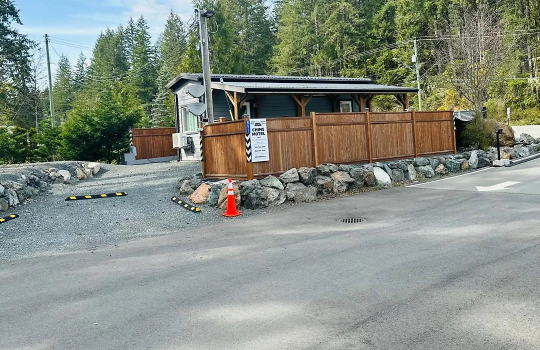 Chims Cabins - Port Alberni-1