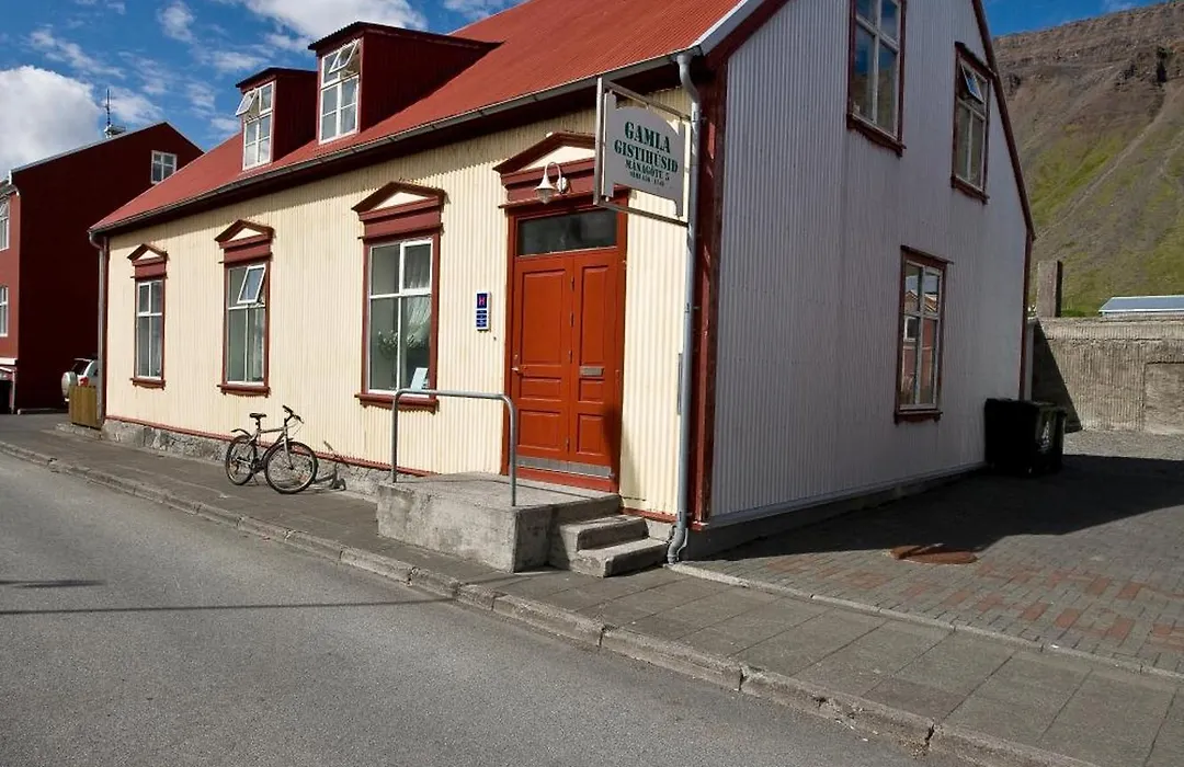 Guesthouse Gamla-1