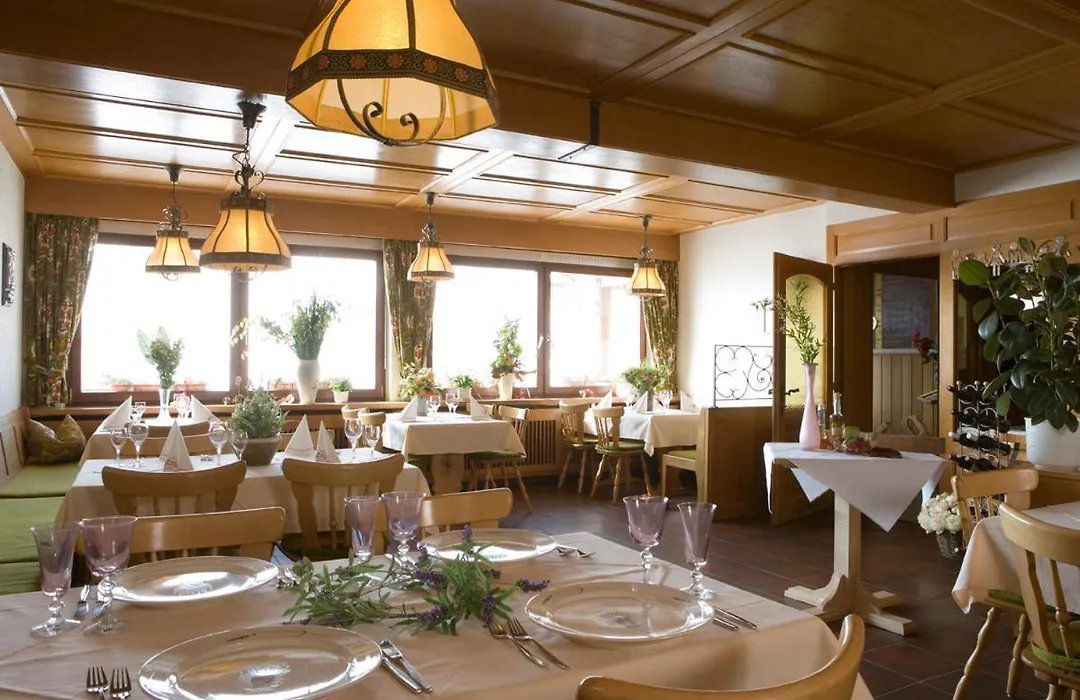 Landgasthaus Engel - Naturparkwirt-1
