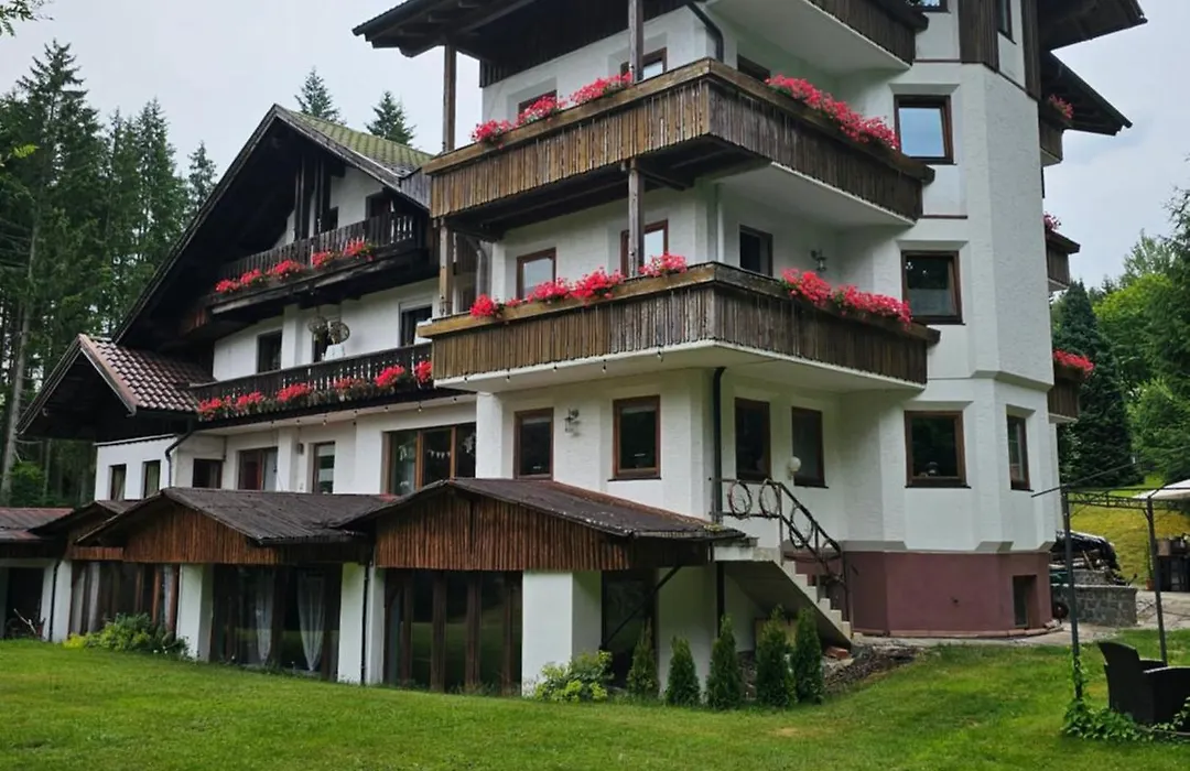 Pension Schatzkisterl-1