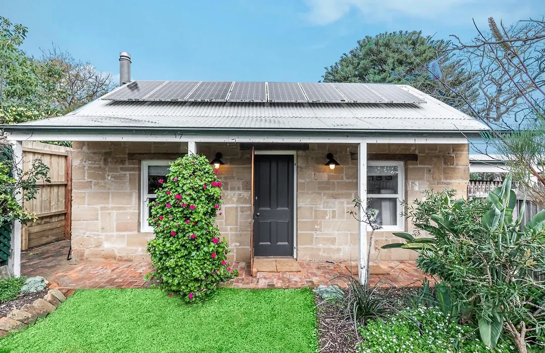 Mickle Cottage-1