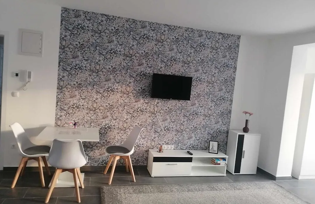 Villa Leona-1