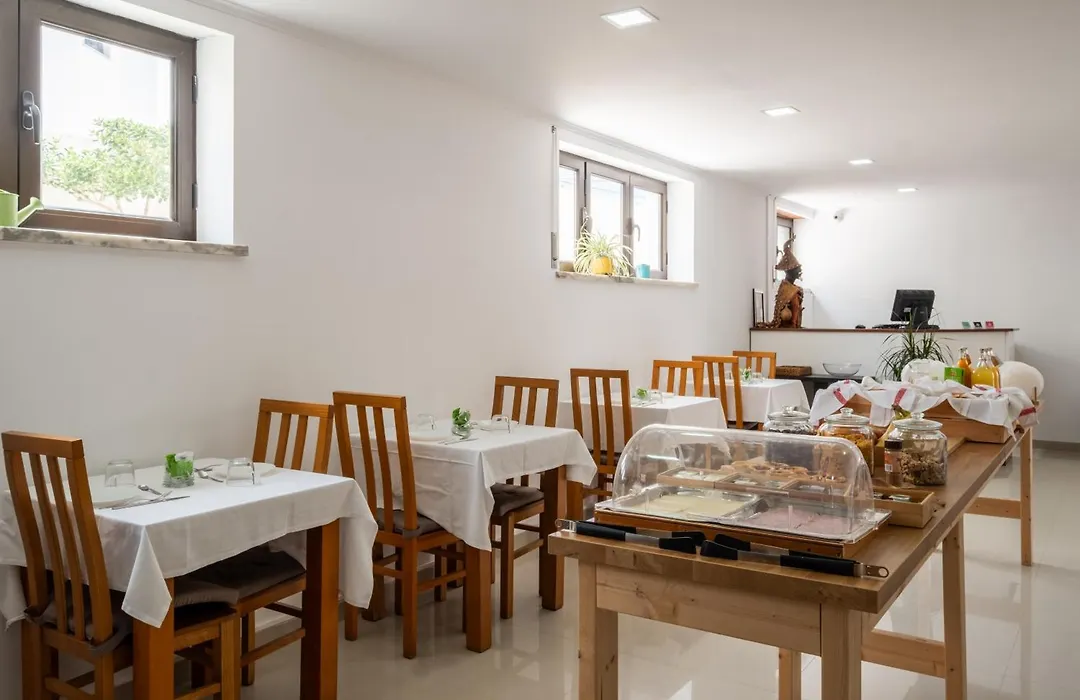 West Side Guesthouse-1