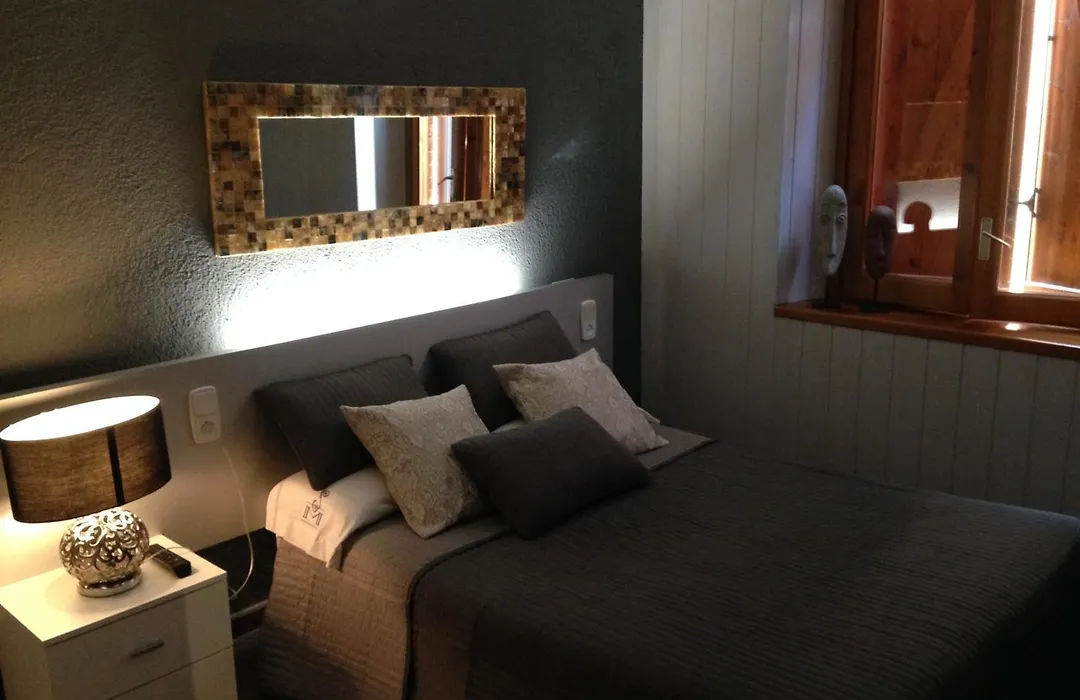 Hostal Sant Marti-1