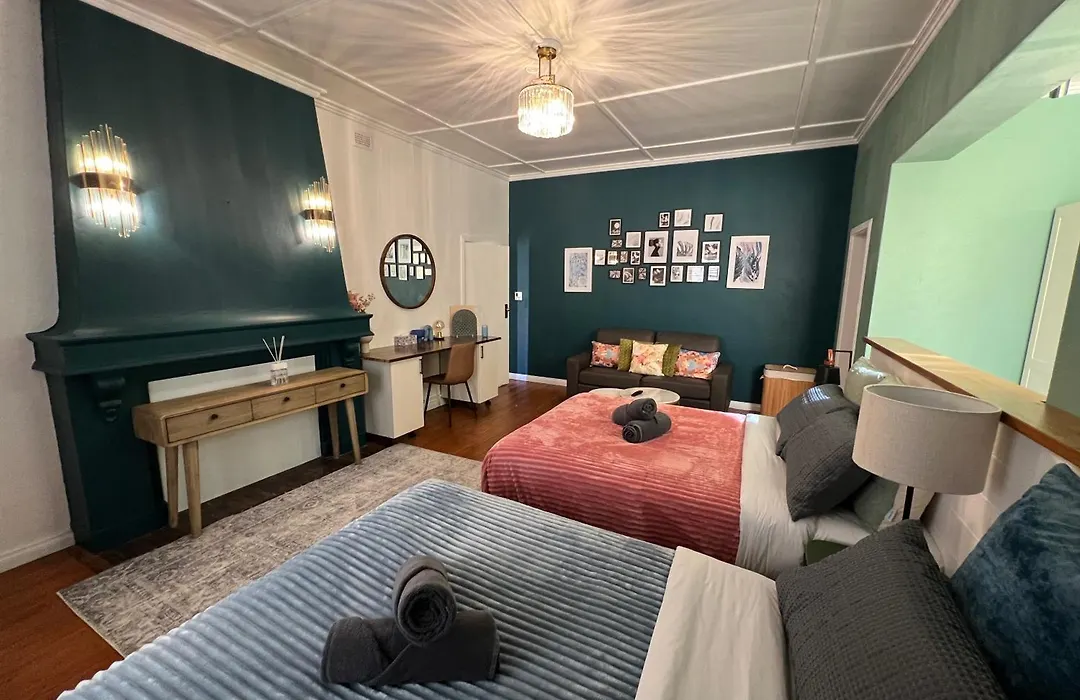 Hazeldene House Stay-1