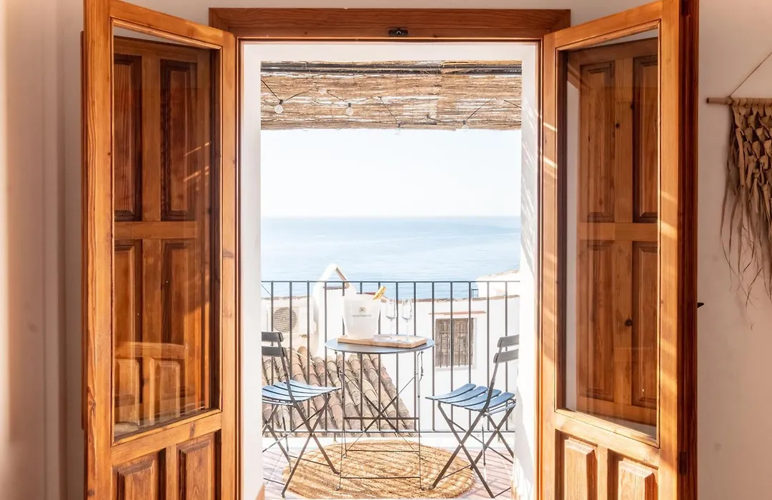 Precioso Apartamento Boutique El Amante (Adults Only)-1