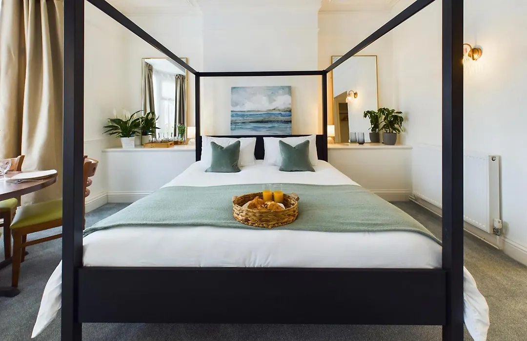 The Briarcroft-1