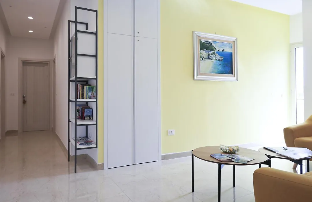Villa Del Gaudio Rooms & Apartments-1